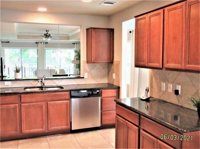 Building Photo - 106 Coyote Trail