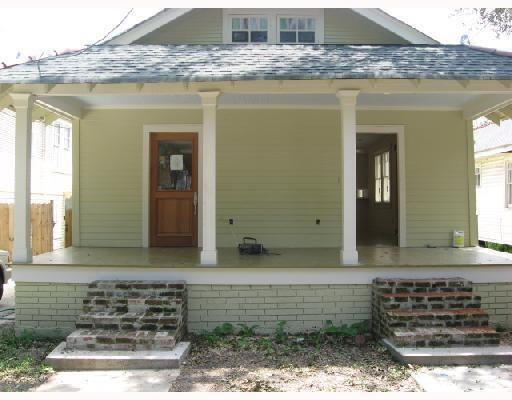 Primary Photo - 2435 Palmer Ave
