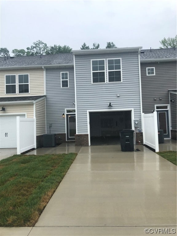 Building Photo - 4030 Rivermere Ln