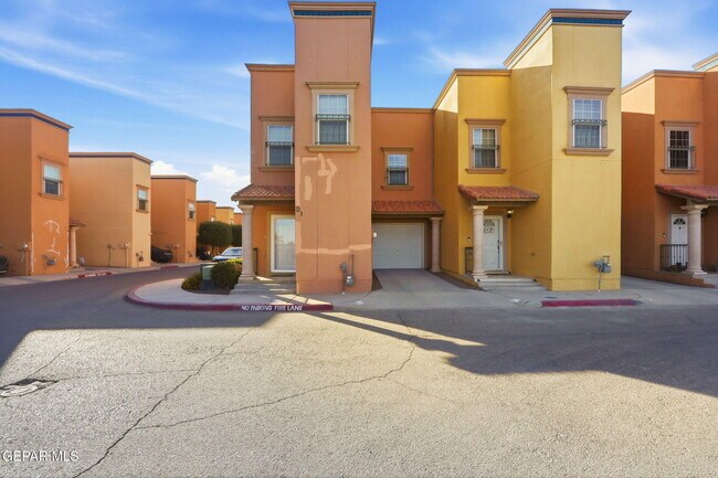 Foto del edificio - 3150 N Yarbrough Dr
