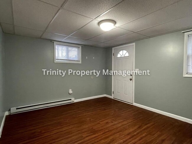 Foto del edificio - 116 1/2 Maryland Ave