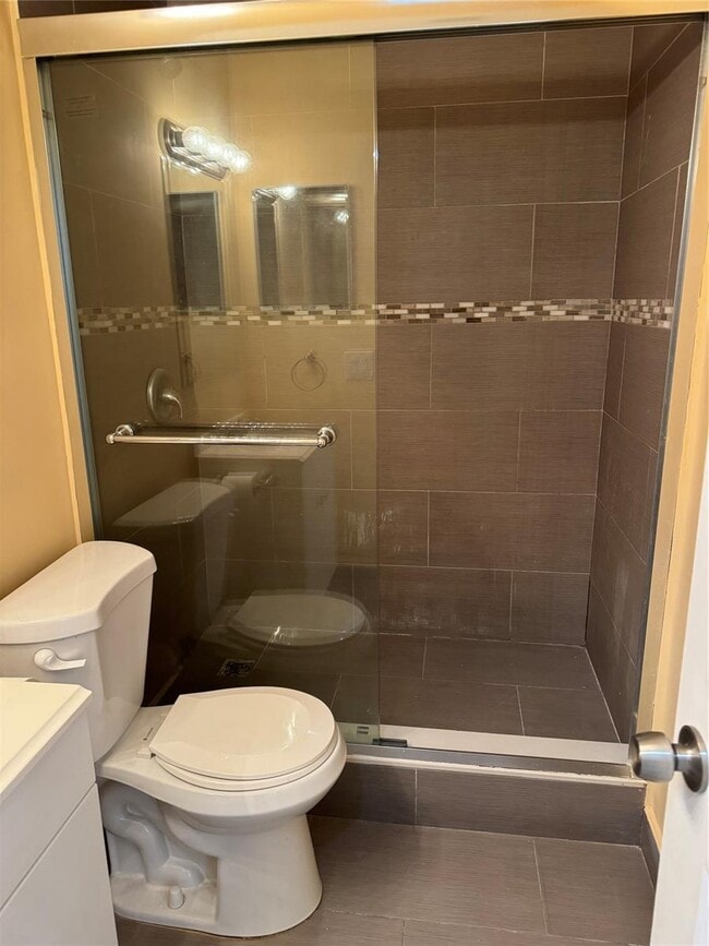 Building Photo - 3200 Coral Springs Dr