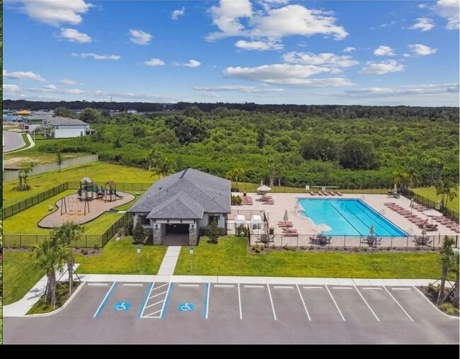 Foto del edificio - 3195 Fall Harvest Dr