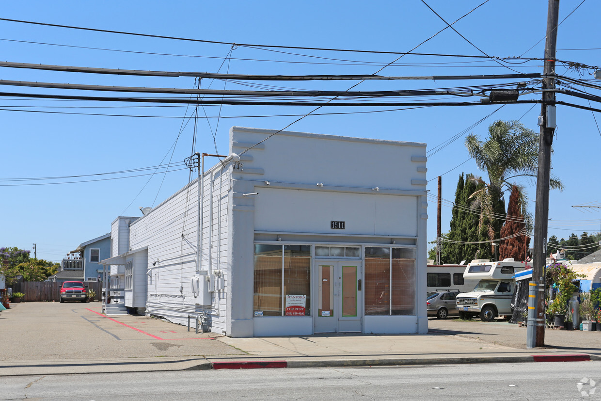 Primary Photo - 1495-1511 150th Ave