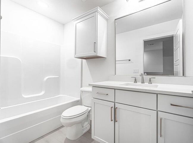 Foto del edificio - Welcome to the modern Townhomes in Bentonville