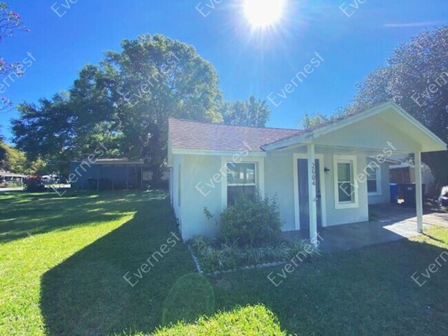 Building Photo - 2604 Oakdale St