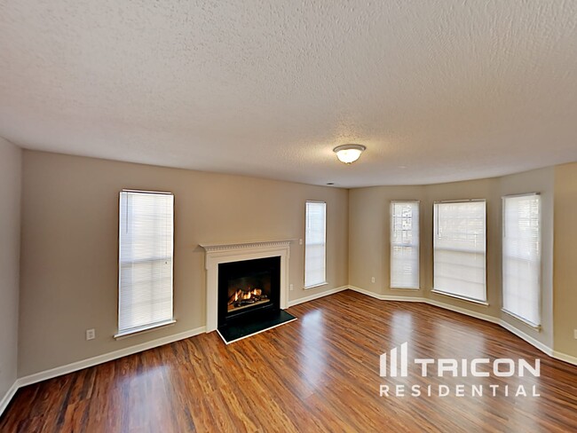 Foto del edificio - 7500 Saddle Trail Ln