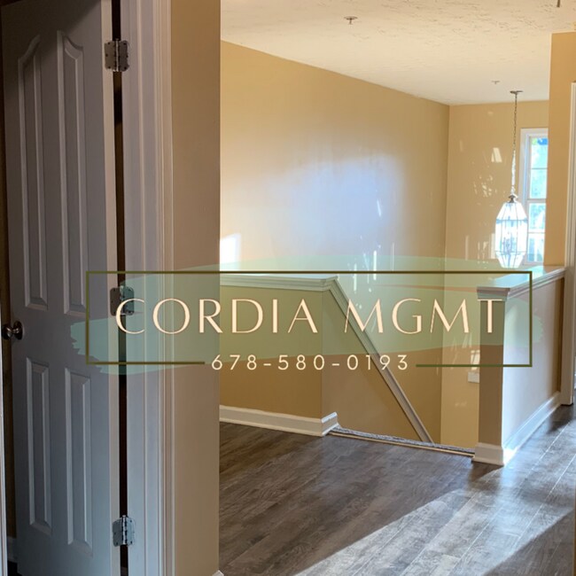 Foto del edificio - Beautiful Townhouse For Rent in College Park