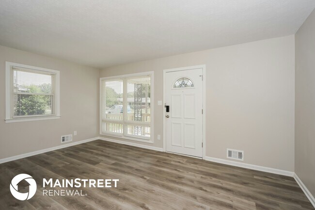 Building Photo - 8300 Pandorea Dr