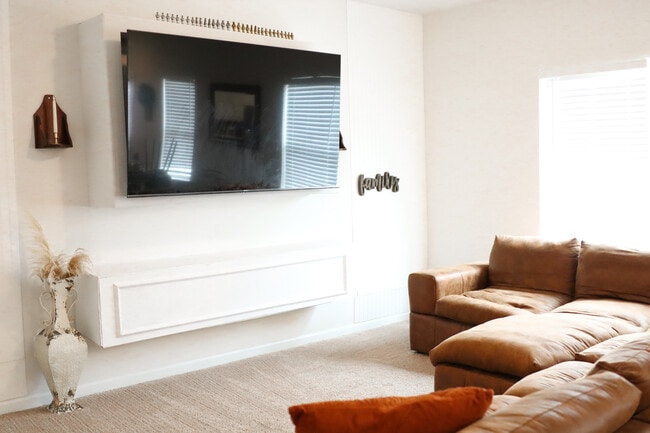 Foto del edificio - 212 Bent Creek Ln