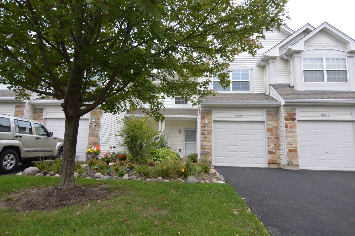 Primary Photo - 8307 Sierra Woods Ln