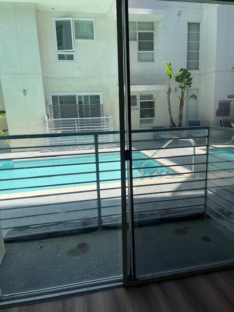 Piscina/spa - 5350 White Oak Ave