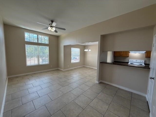 Foto del edificio - 2720 Camelot Dr