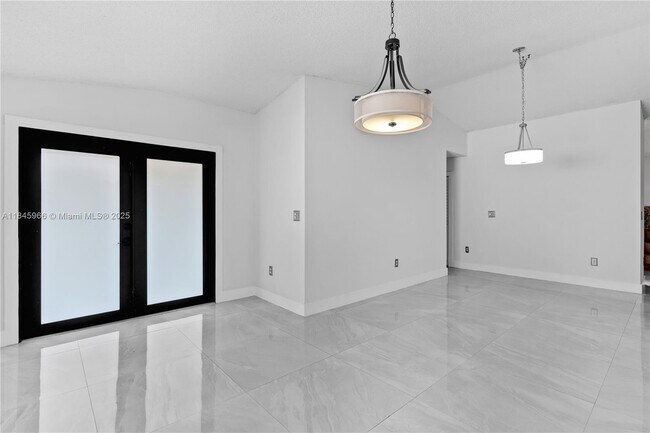 Building Photo - 13847 SW 157th Terrace