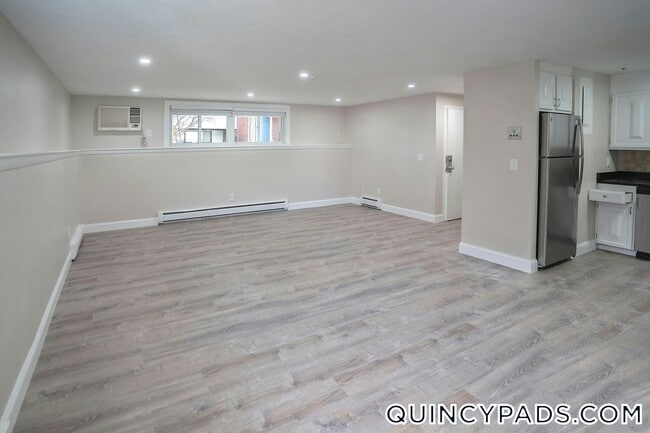 Foto del edificio - 71 Presidential Dr