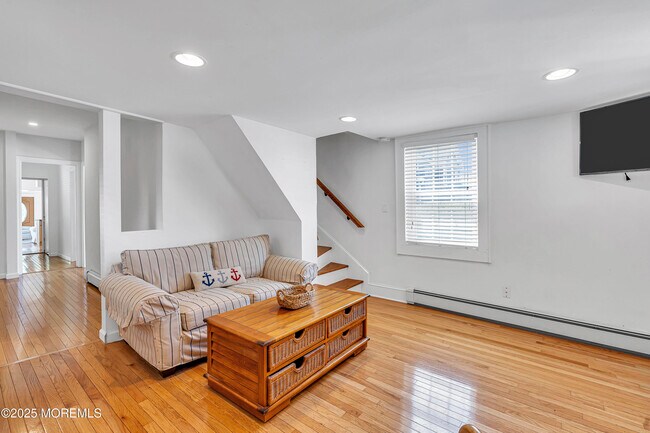 Foto del edificio - 226 Sylvania Ave