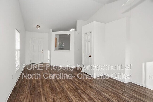 Foto del edificio - 2910 Bridgeville Ln
