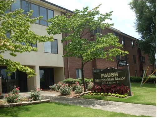Primary Photo - Faush Metropolitan Manor