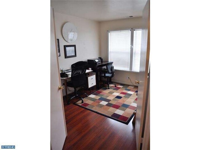 Building Photo - 106 Lassen Ct