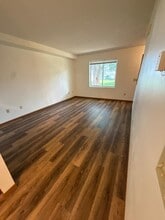 Building Photo - 4723 Speros Ln