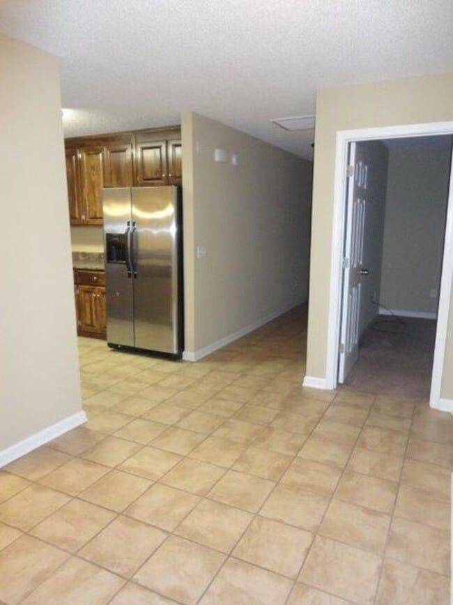 Building Photo - 138 Jasmine Cir