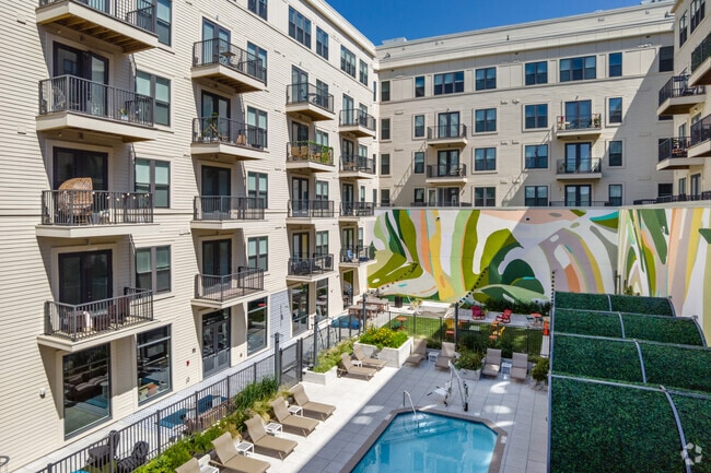Courtyard - The Vale at the Parks Apartments