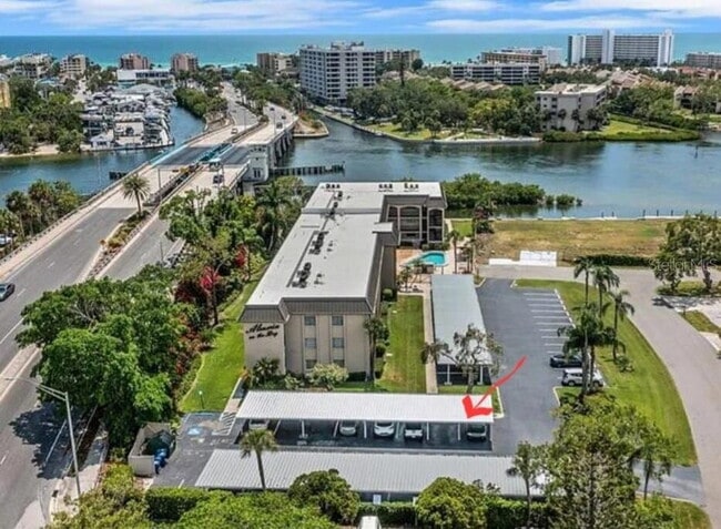 Photo - "Fully Renovated 2-Bed, 2-Bath Condo on Minutes from Siesta Key Beach
