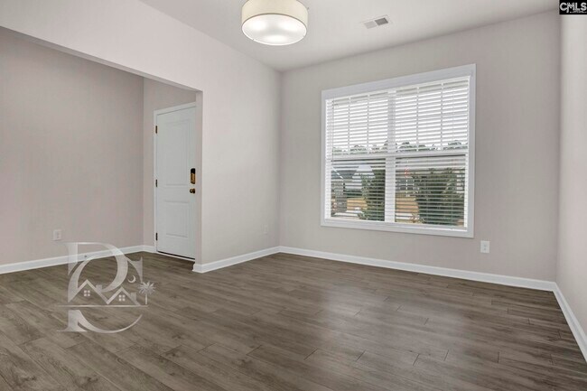 Foto del edificio - 807 Spring Cress Dr