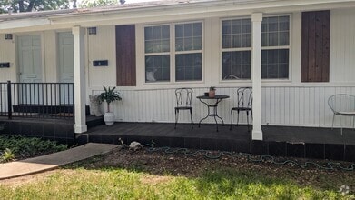 Building Photo - 2211 Stamford Ln