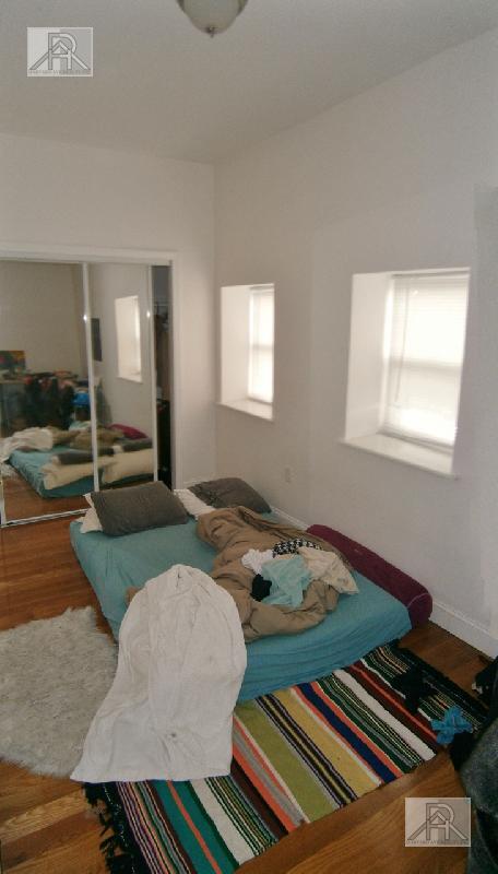 Foto del edificio - 364 Washington St