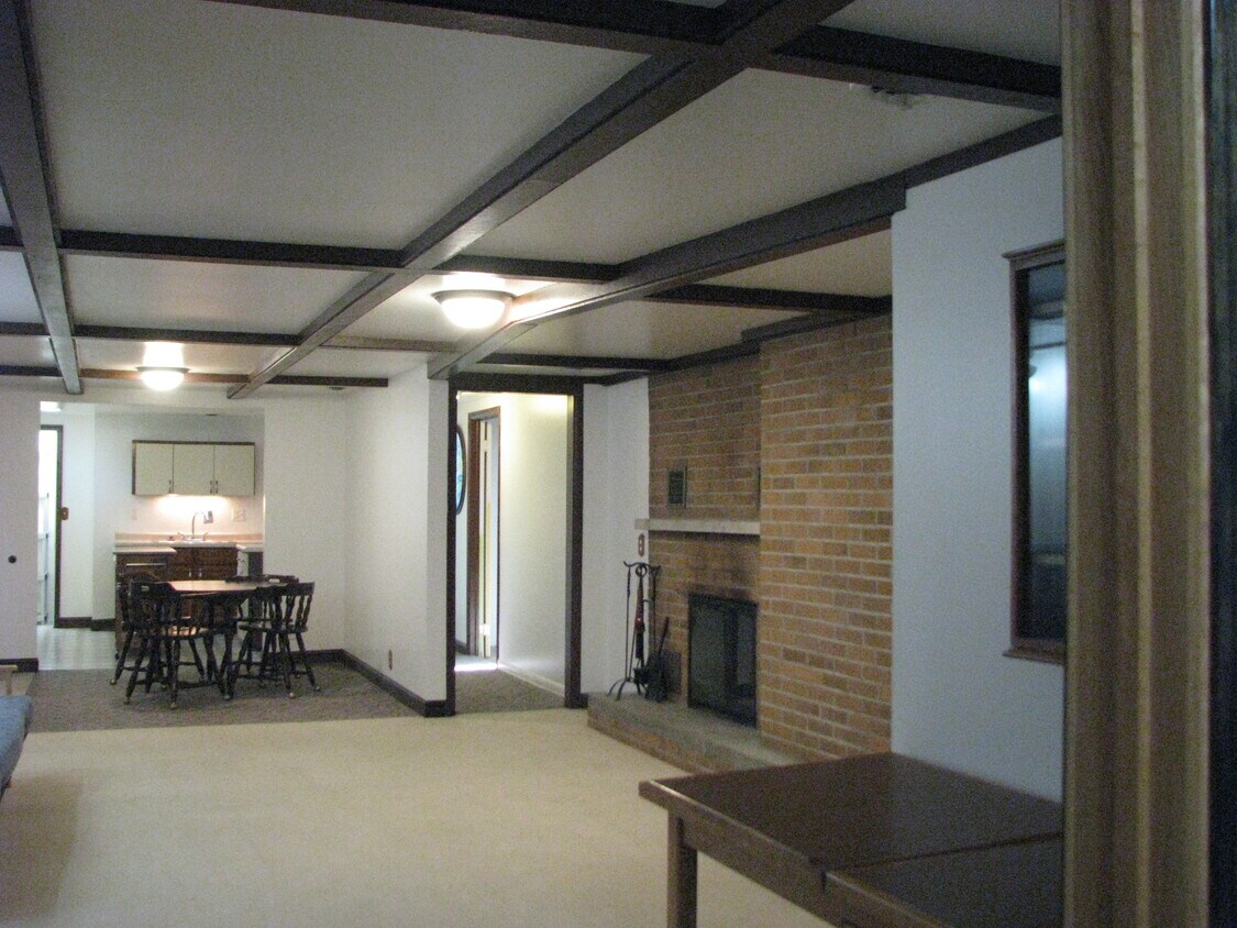Living Room and Fireplace - 10640 W M Ave