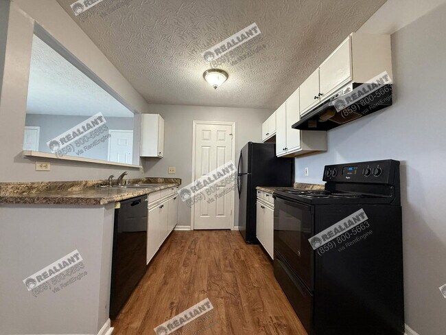 Foto del edificio - 908 Amhurst Dr