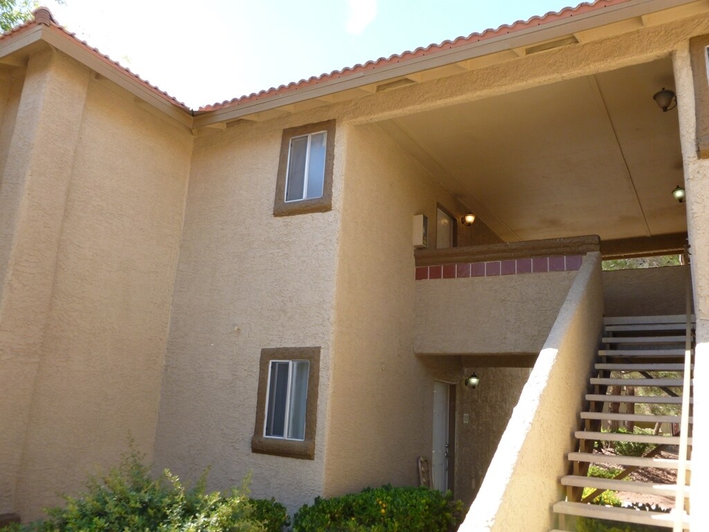 Foto principal - 7200 Pirates Cove Rd