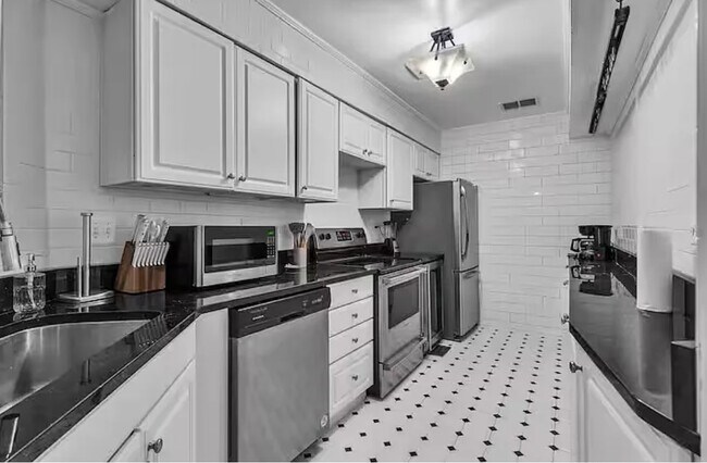 Foto del edificio - 448 N Aberdeen St