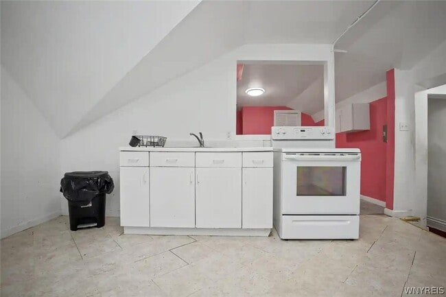 Foto del edificio - 485 Porter Ave