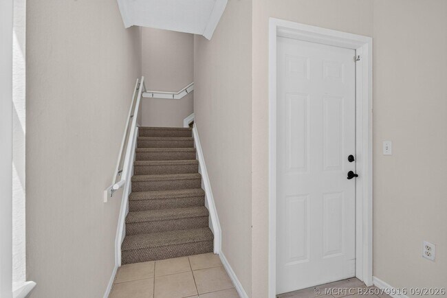 Foto del edificio - 6380 W Sample Rd