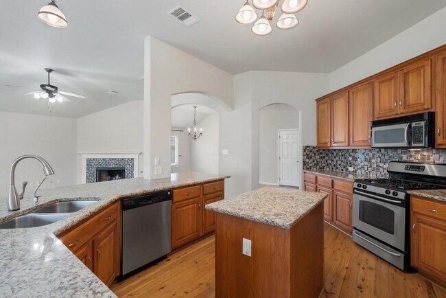 Building Photo - 19021 Raglan Castle Path