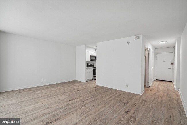 Foto del edificio - 224-30 W Rittenhouse Square