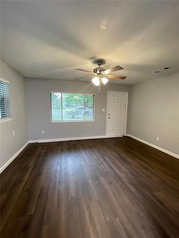 Building Photo - 6826 SW 52nd Ave