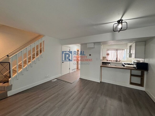 Building Photo - 233 S Nome St