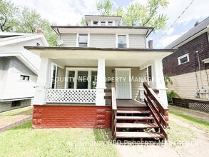 Building Photo - 1161 La Croix Ave