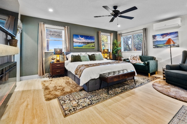 Photo - 2108 Valente Cir House