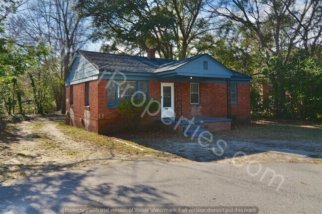 Foto del edificio - 720 Wilkes Rd, Columbia, SC 29203