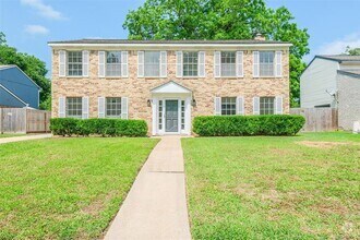 Building Photo - 1311 Sand Stone Dr