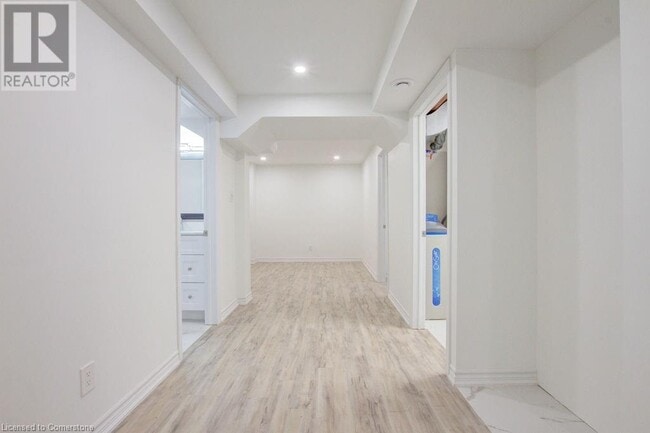 Building Photo - 80 Laurendale Ave