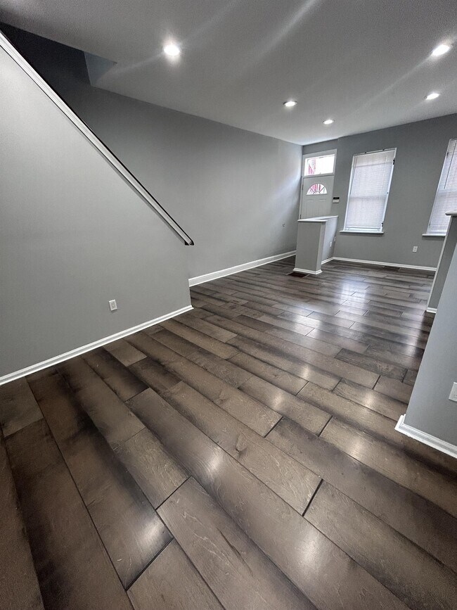 Foto del edificio - 2261 N Colorado St