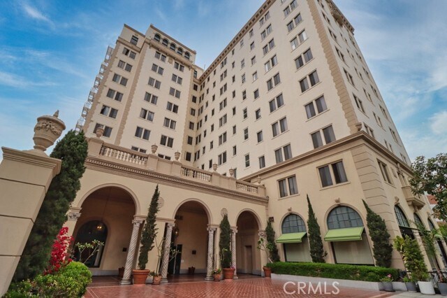 Foto del edificio - 315 W 3rd St