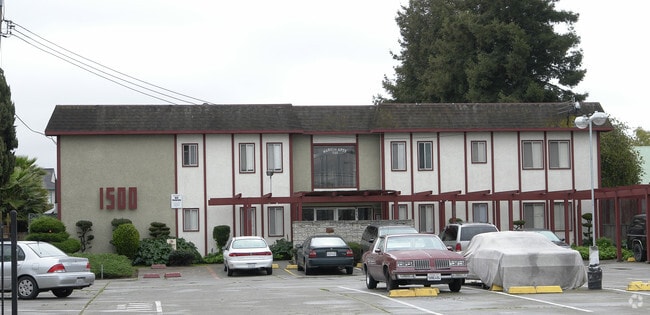 Building Photo - Marion Apartments