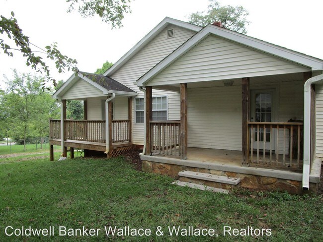 Building Photo - 515 Burns Rd
