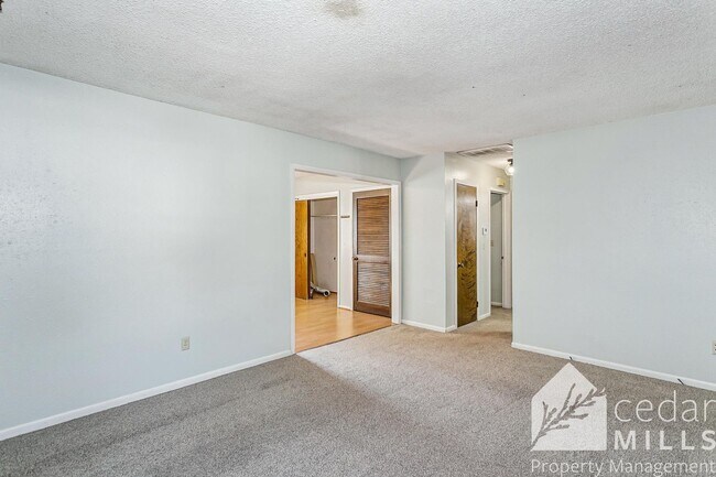 Foto del edificio - Southside 2 Bedroom Duplex